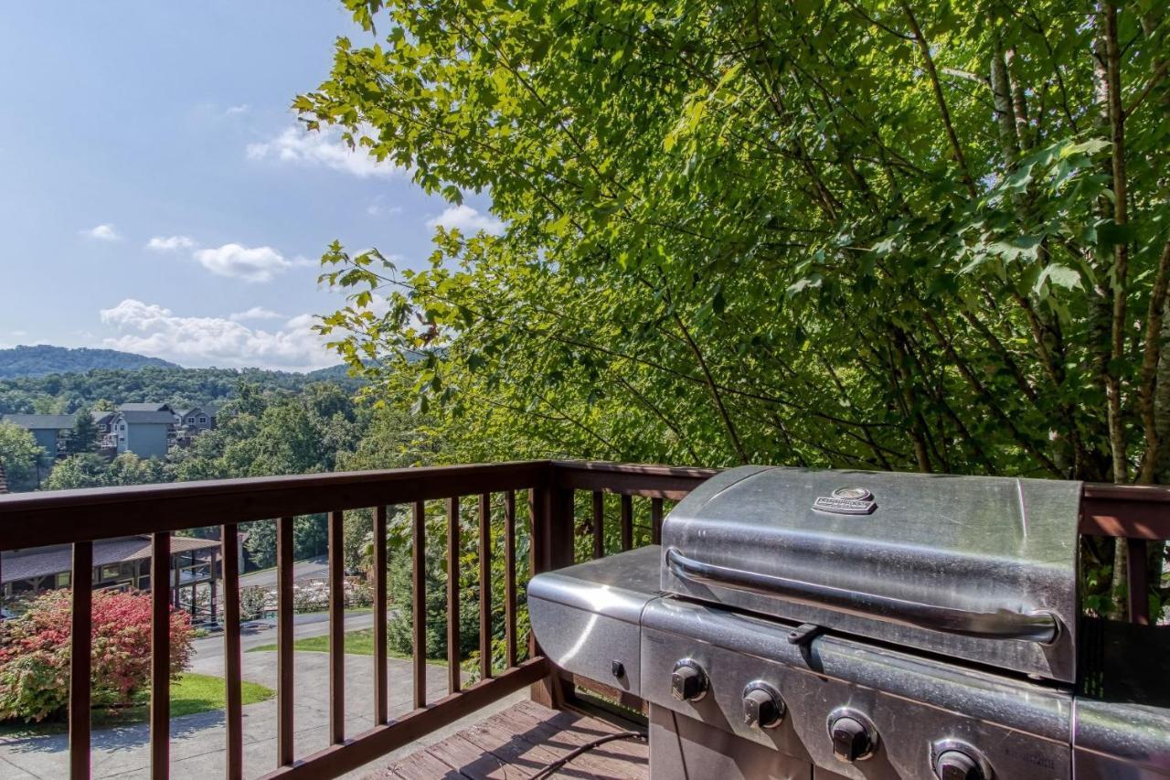 Er5 - Log Heaven - Great Location! Close To The Action! Holiday home