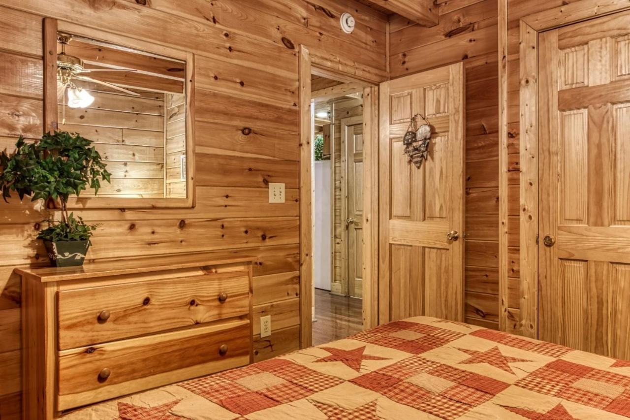 Er312- Bear Mountain Memories- Great Location- Close To Town Holiday home