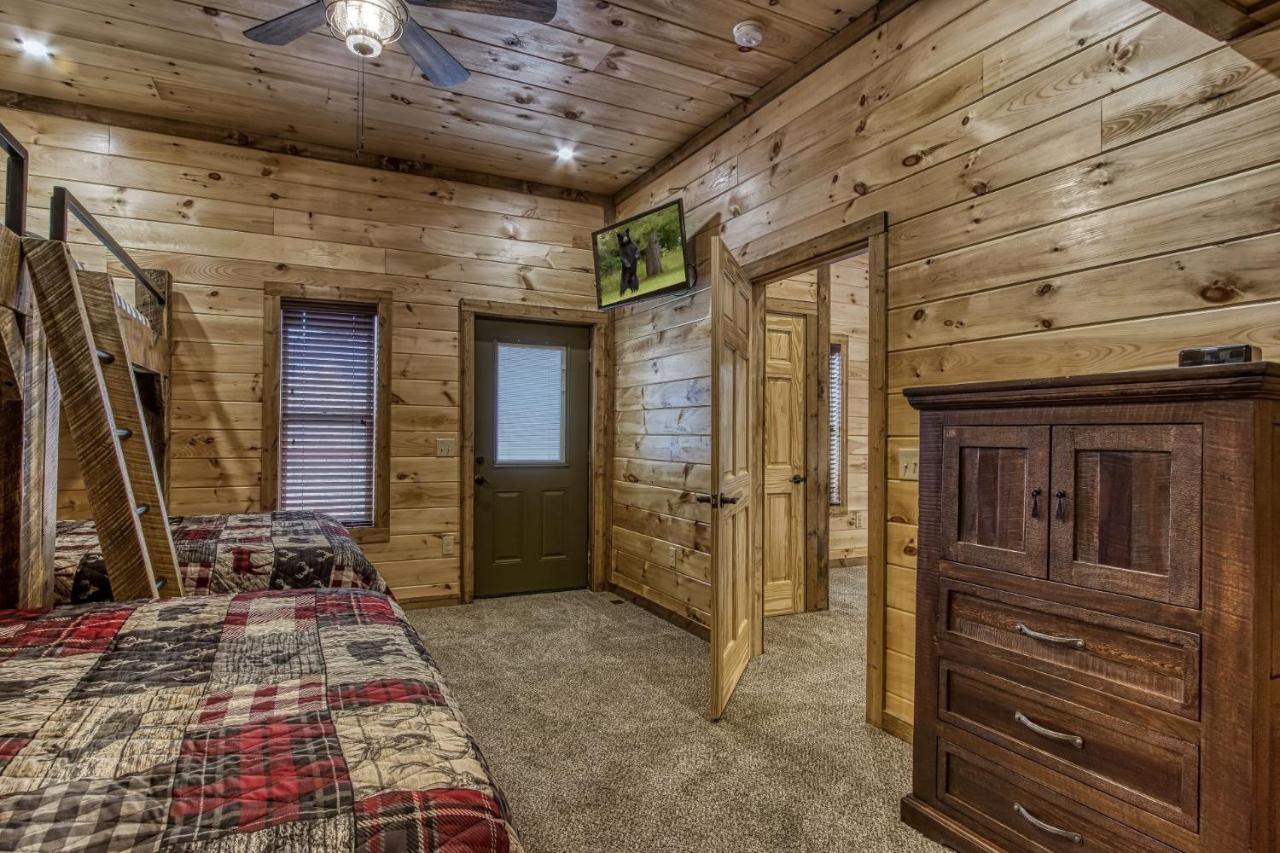 Ern805- Bearly Believe It! - Great Location! Close To Town And The Action! Pigeon Forge