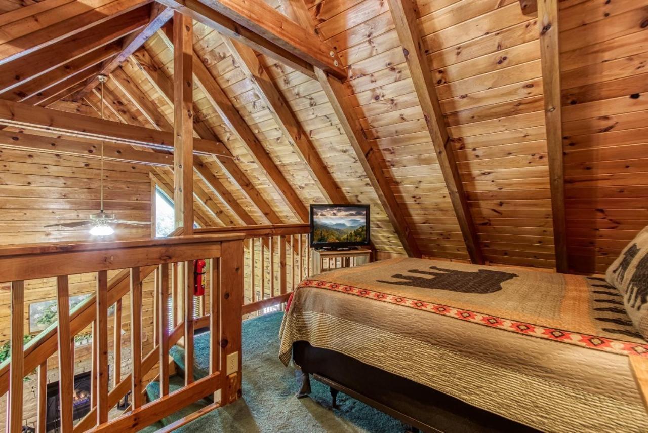 Er5 - Log Heaven - Great Location! Close To The Action! Pigeon Forge