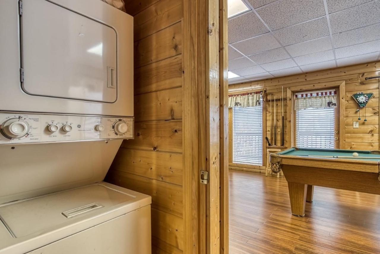 Holiday home Ern859 - Absolute Paradise - Great Location! Close To The Action!