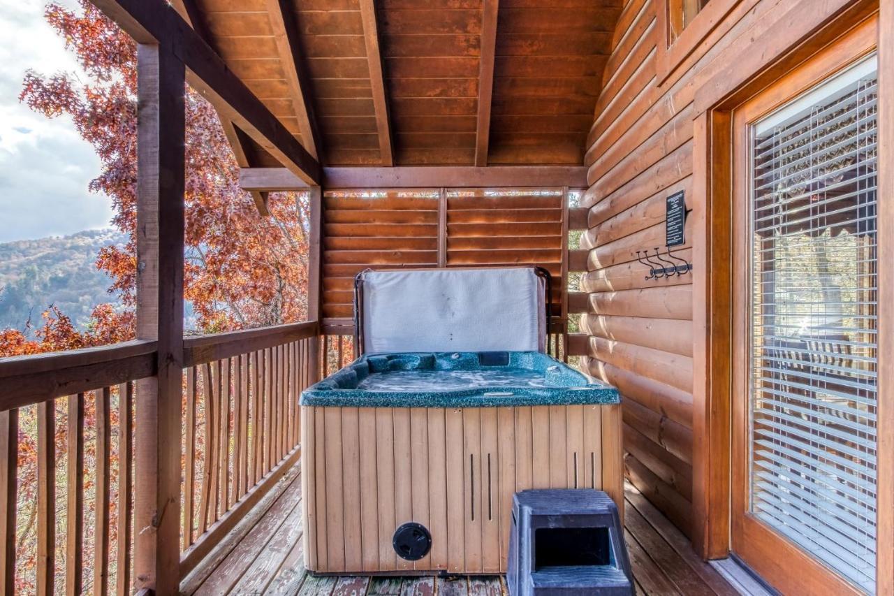 Ern859 - Absolute Paradise - Great Location! Close To The Action! Holiday home