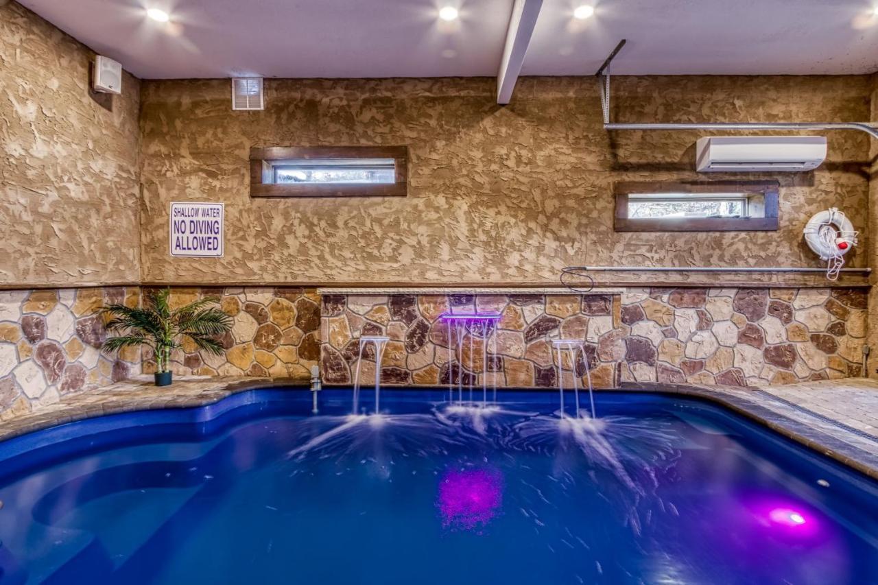 Ern823 - Eagle Falls - Great Location With Private Heated Indoor Pool! Close To Town! * Pigeon Forge