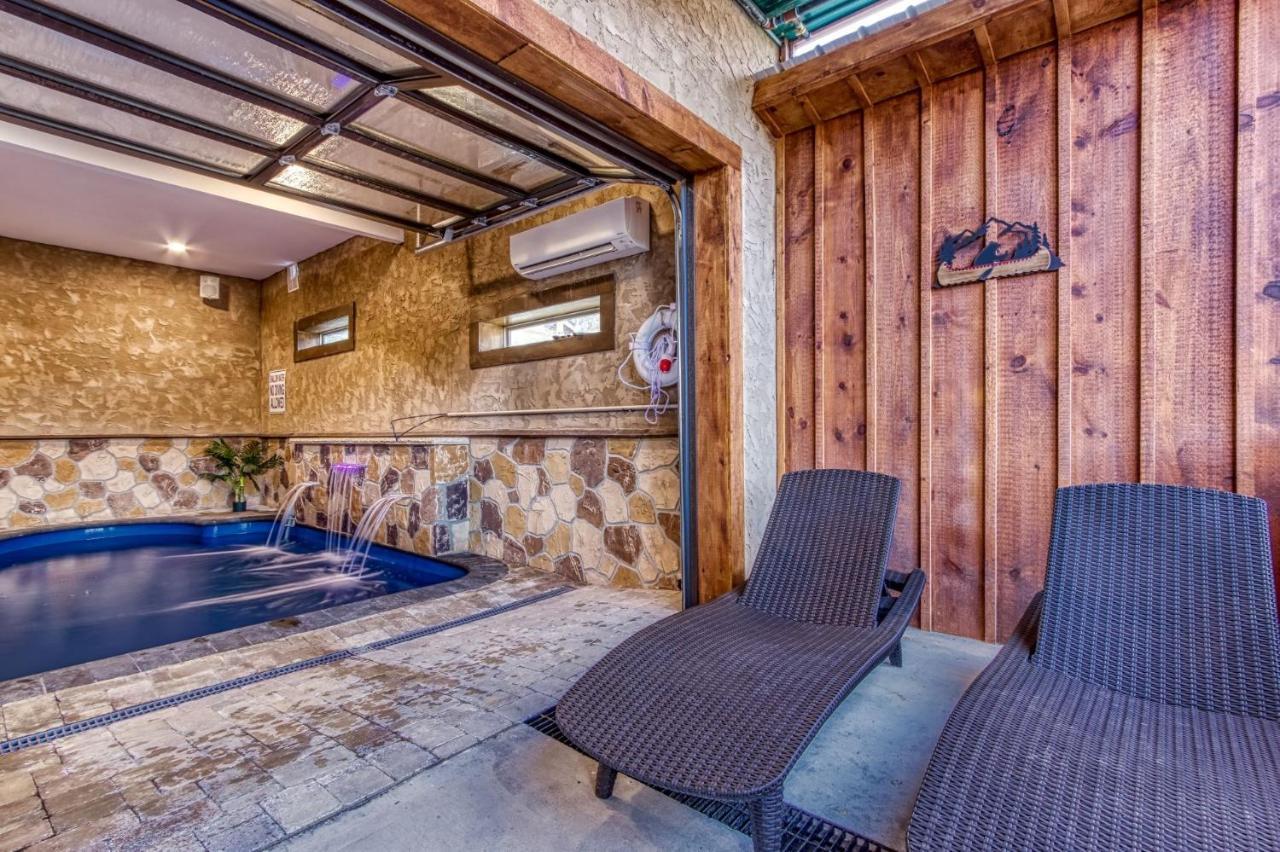 Ern823 - Eagle Falls - Great Location With Private Heated Indoor Pool! Close To Town! * Pigeon Forge