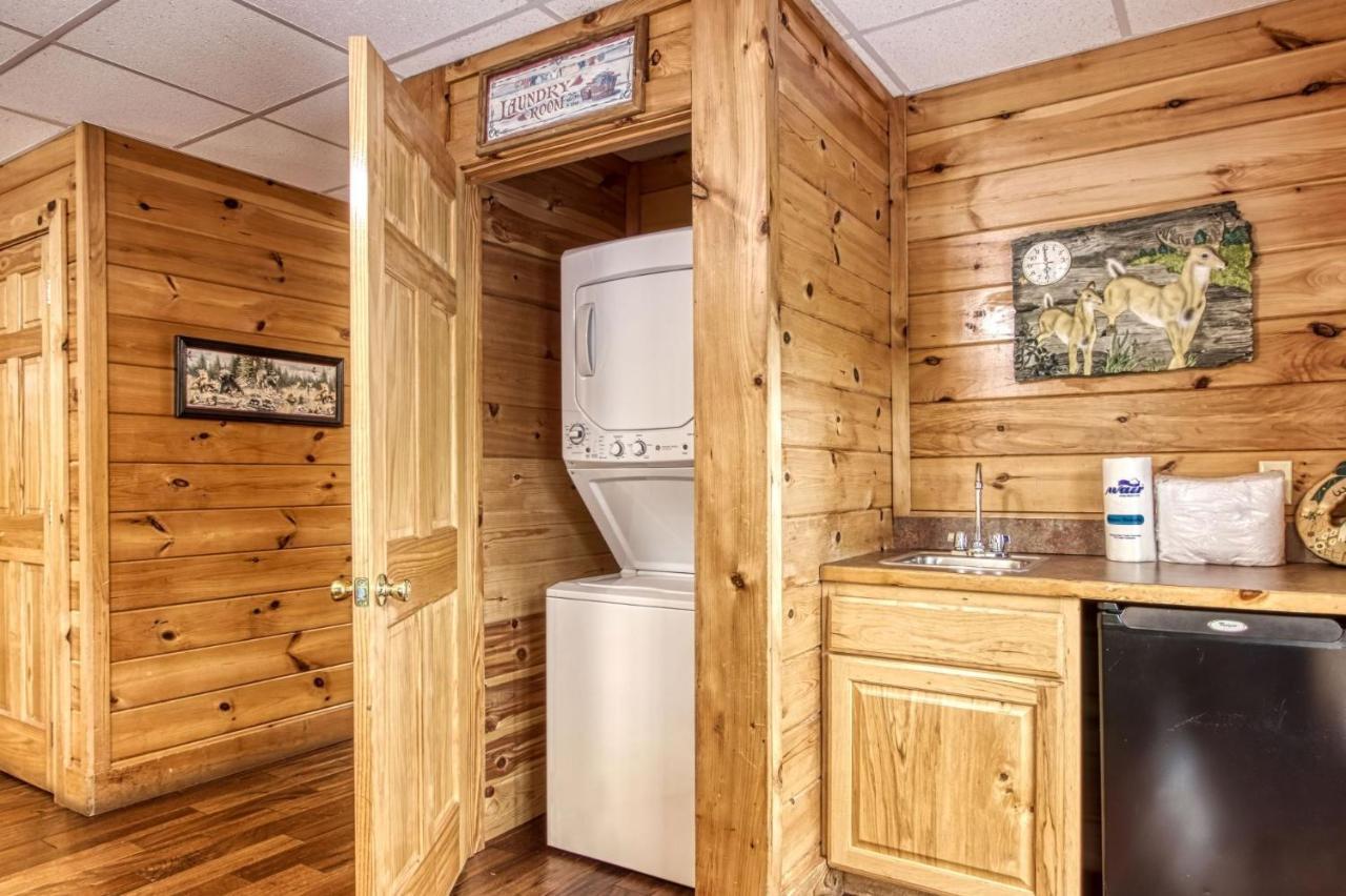 Ern807 - Black Bearry Ridge - Great Location! Close To The Action! Holiday home Pigeon Forge