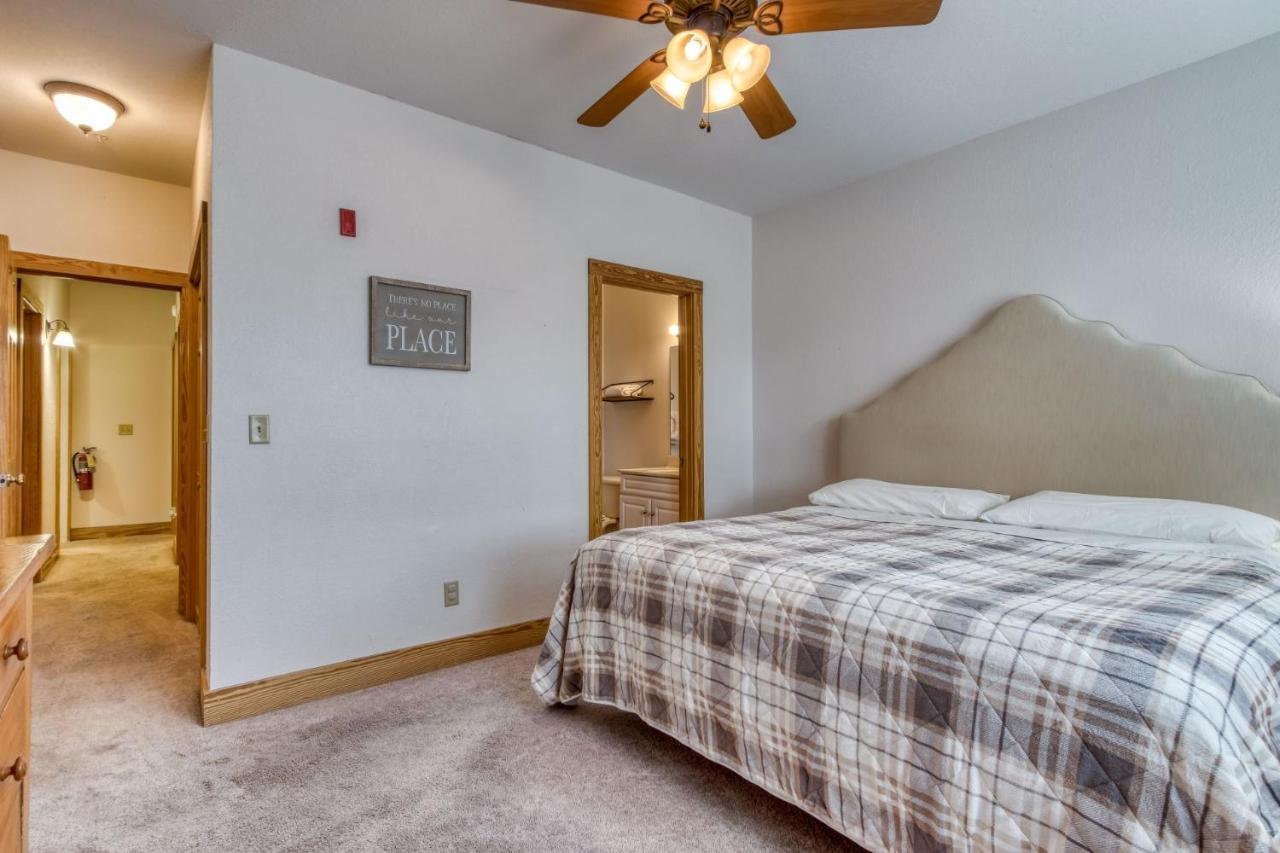 Apartment Owl 3205 - Close To Dollywood And Overlooking Gatlinburg Golf Course
