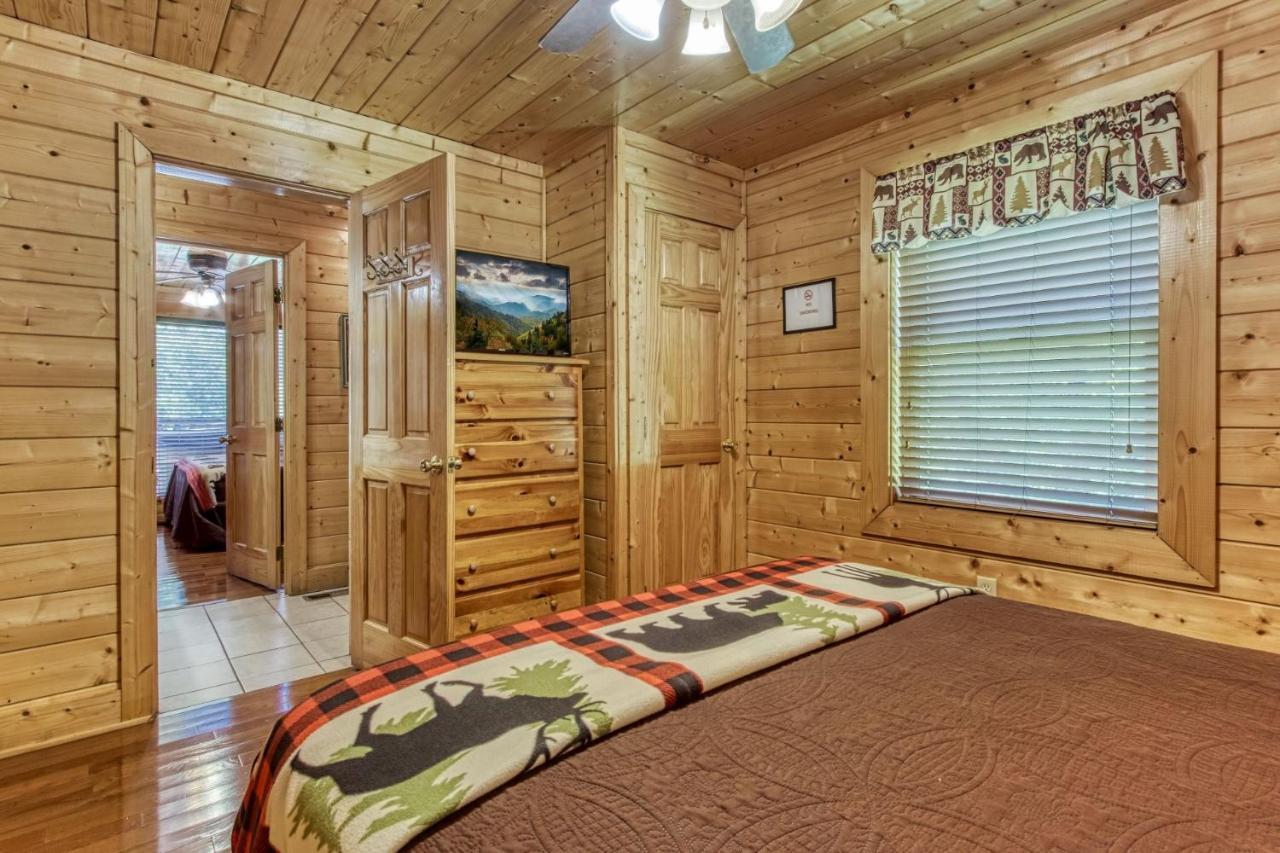 Ern850 - Simply The - Great Location - Close To The Action! Pigeon Forge