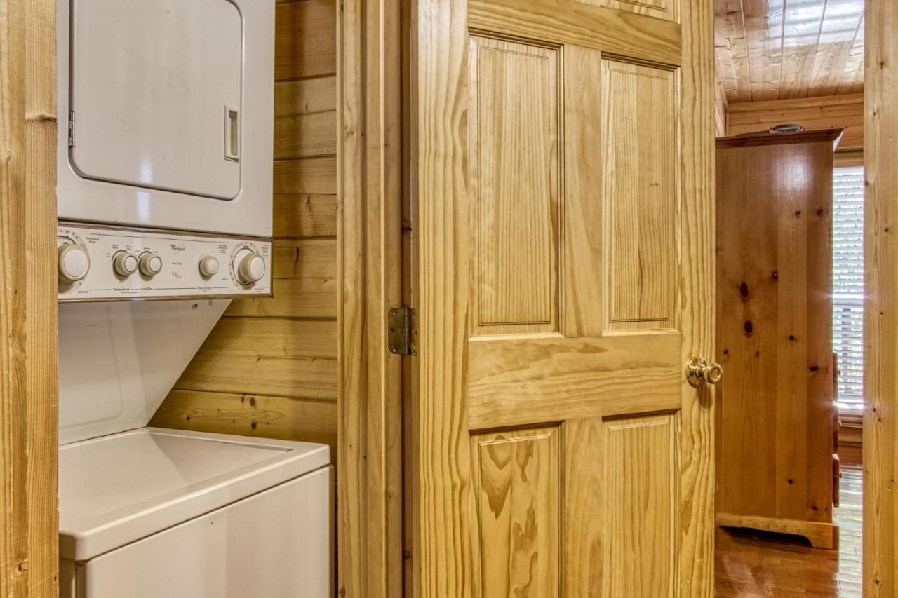 Ern850 - Simply The - Great Location - Close To The Action! Pigeon Forge