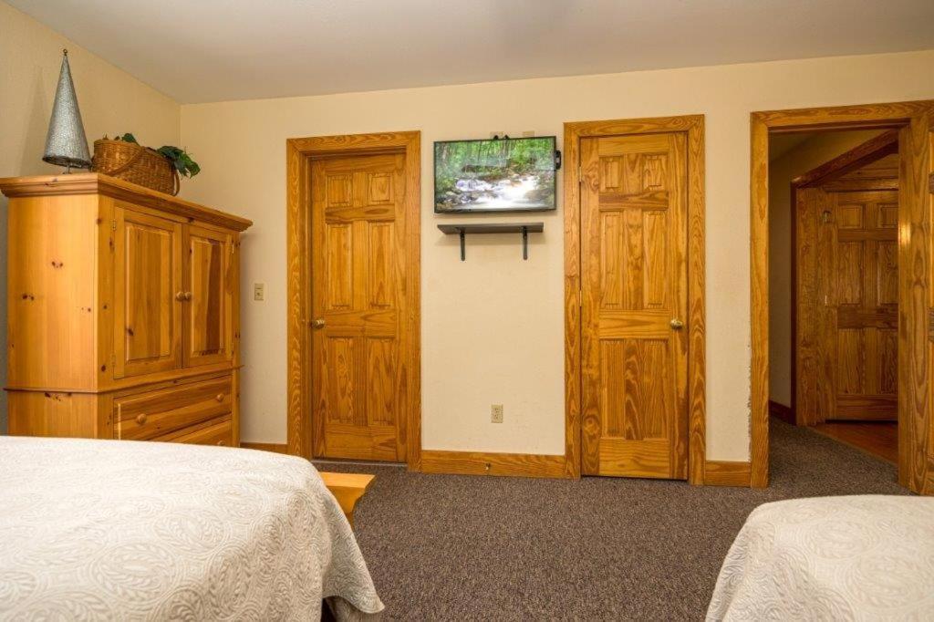 Briarstone 13a Pigeon Forge