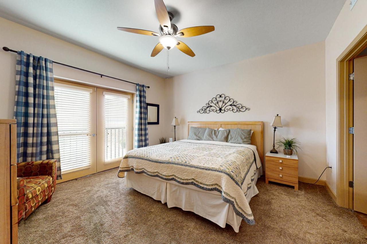 Mountain View 3503