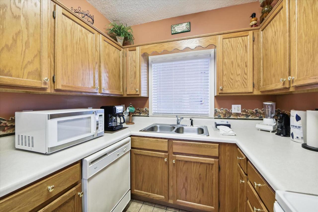 Apartment Eagle View Whispering Pines 332 *