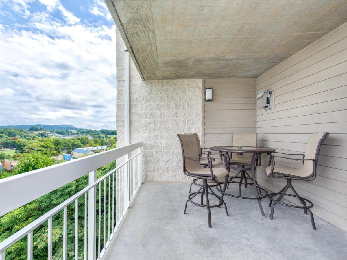 Apartment Smoky Mountain Memories Whispering Pines 232 *