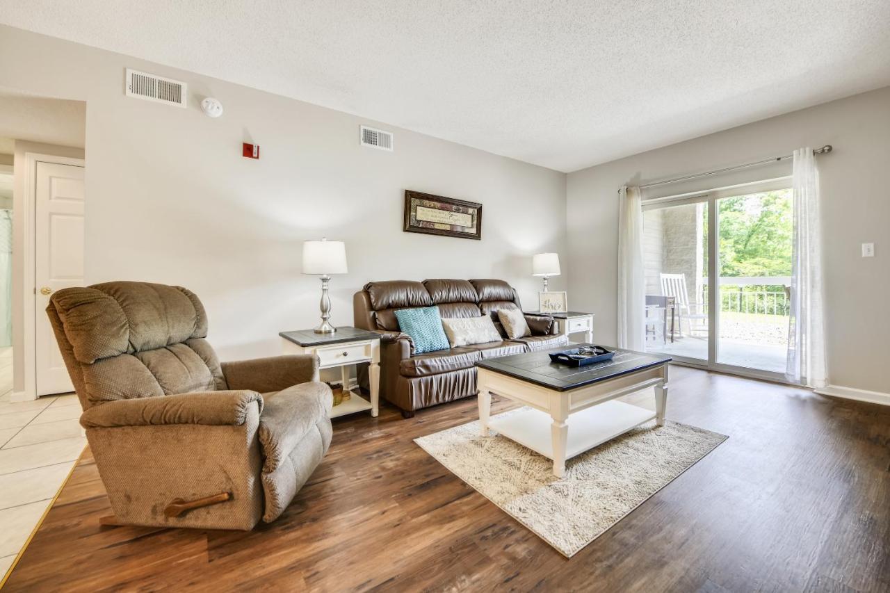 Apartment Our Happy Place Whispering Pines 414