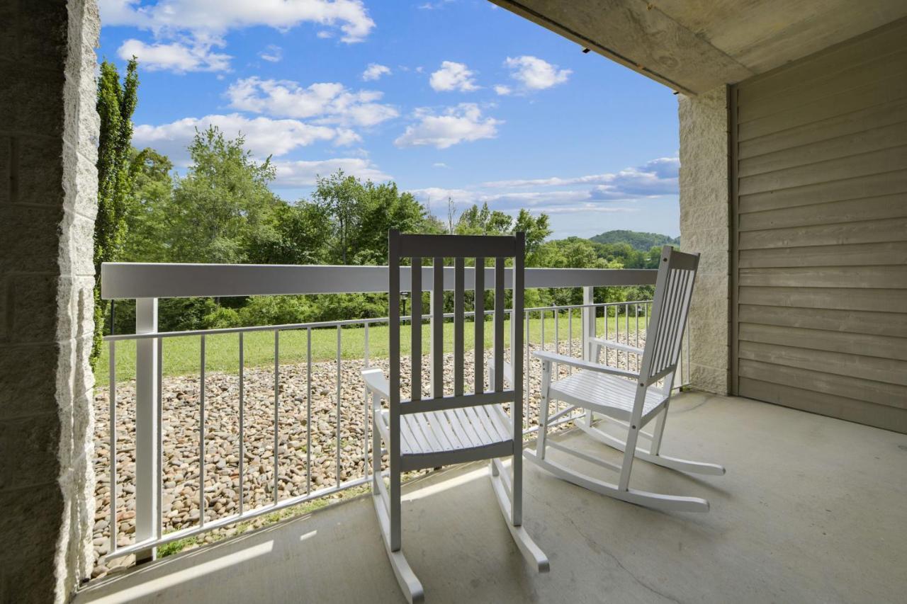 Our Happy Place Whispering Pines 414 Pigeon Forge
