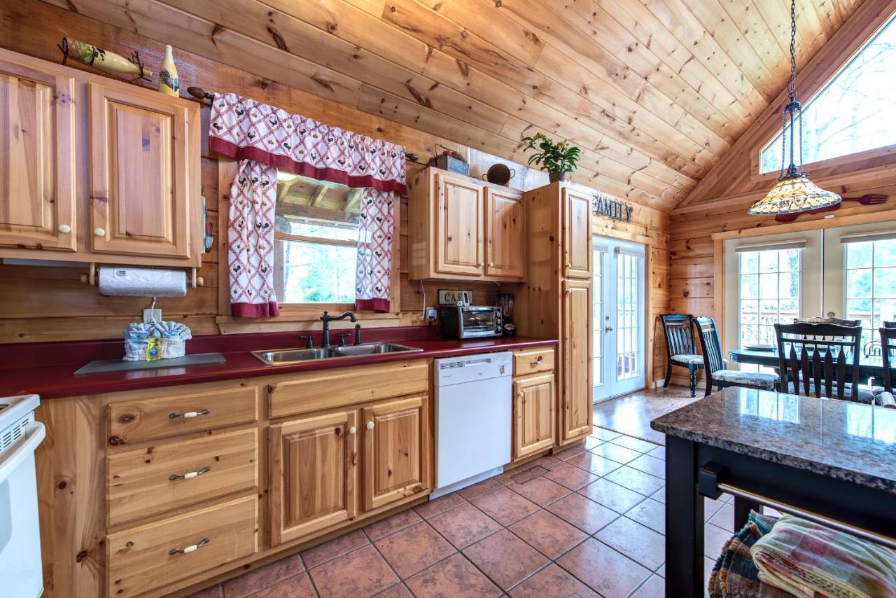Holiday home Lazy Cub Pigeon Forge
