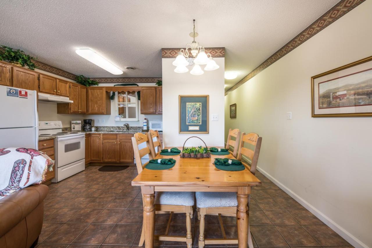 Time For 2! Whispering Pines 251 Apartment Pigeon Forge