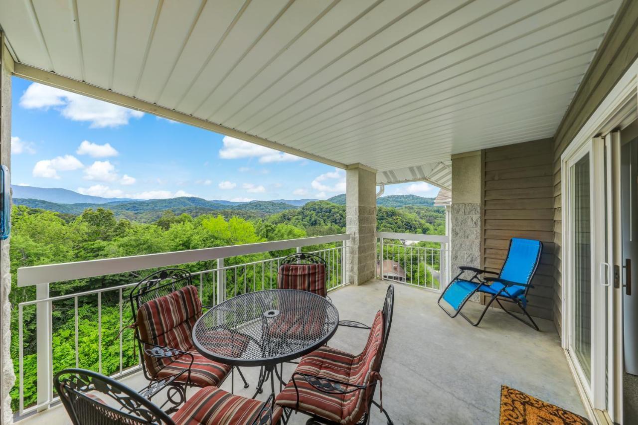 About The View Whispering Pines 453 Apartment Pigeon Forge