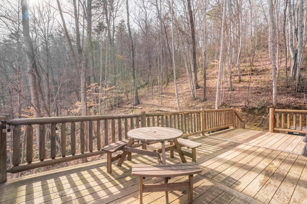 Holiday home Moonshine Ridge With Hot Tub And Fire Pit Pigeon Forge
