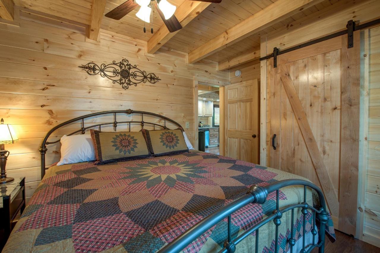 Woodland Escape Pigeon Forge