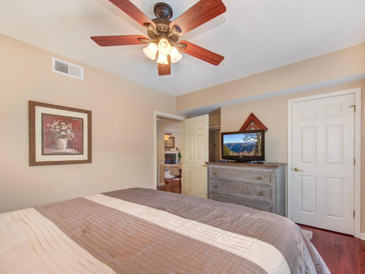 Whispering Pines 113