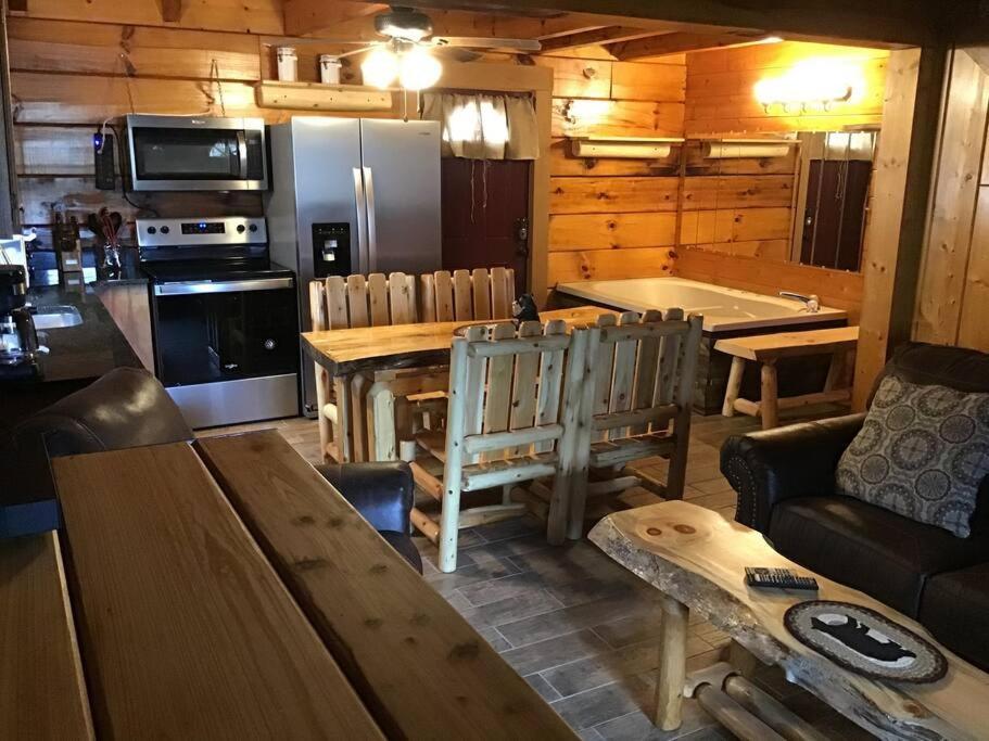 Holiday home Dollywood-brand New Dancing Bear 4 Pigeon Forge