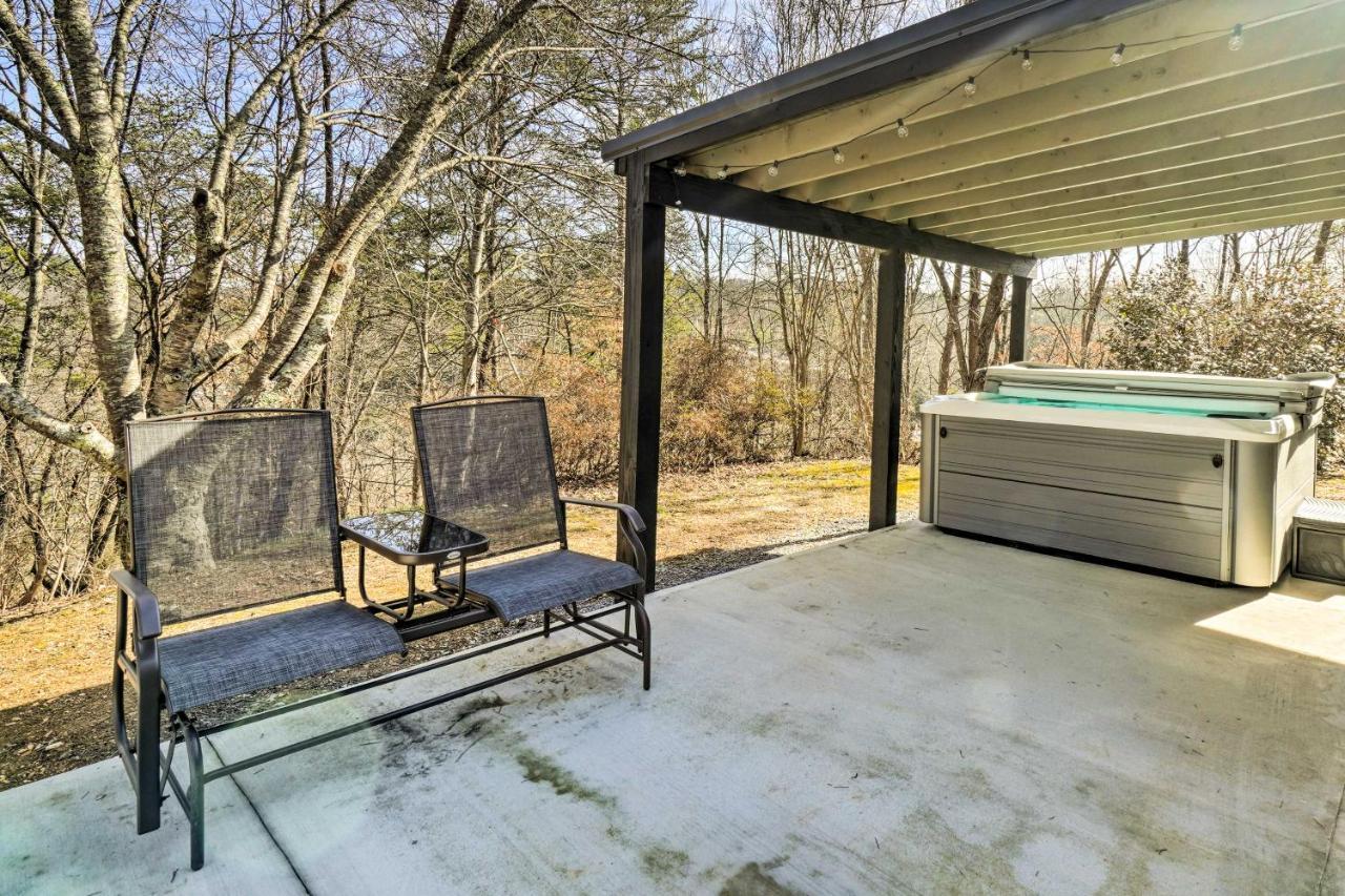 Holiday home With Private Hot Tub And Gas Grill *