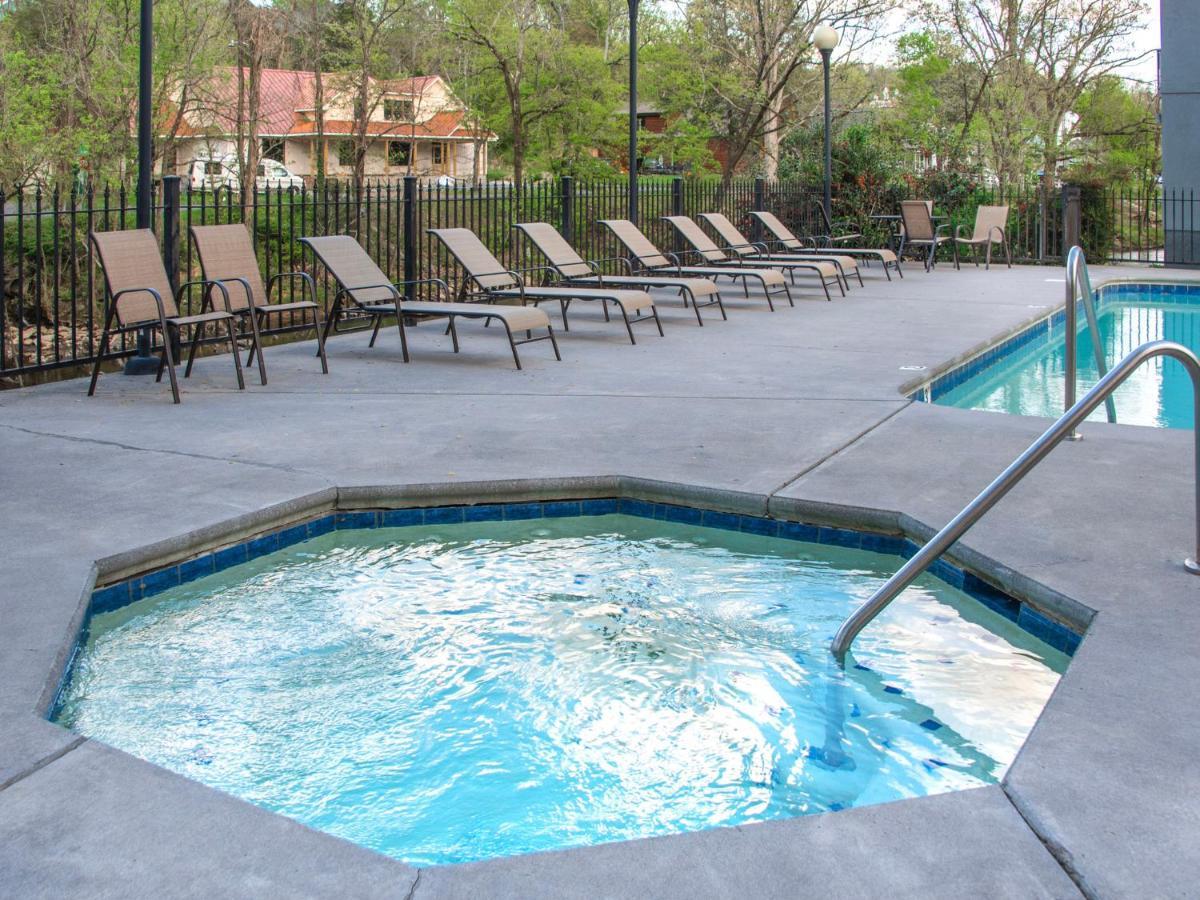 Apartment River Romp Cedar 505 Pigeon Forge