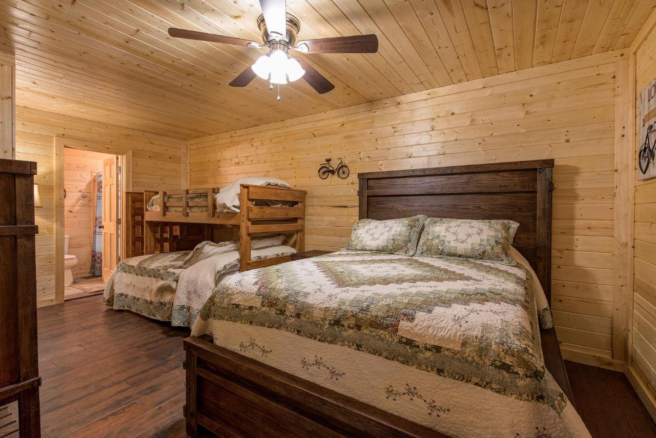 Emilys Hideaway *