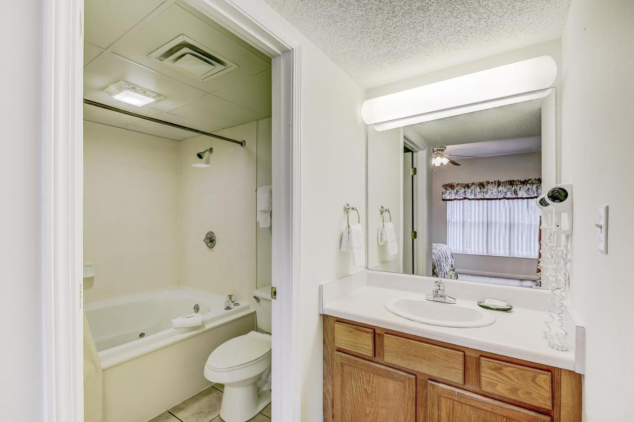 Apartment Greenbrier Getaway Whispering Pines 524 *