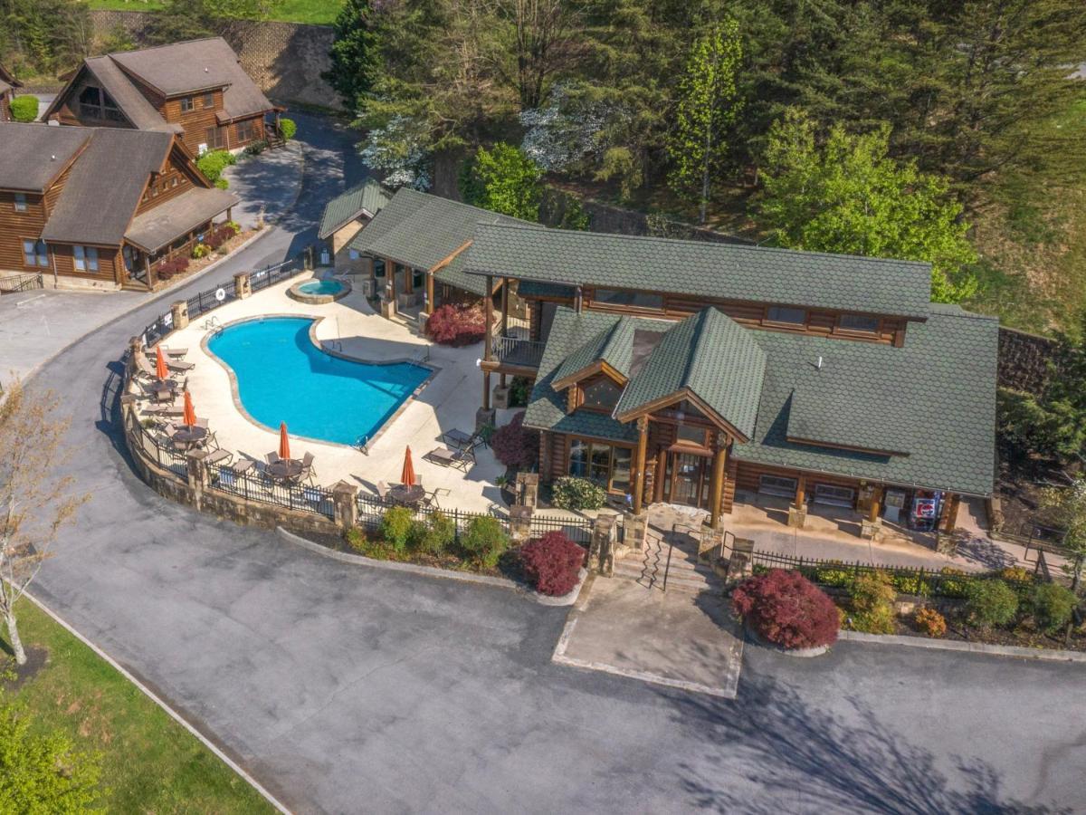 Apartment Lazy Bears Den 2103 Pigeon Forge