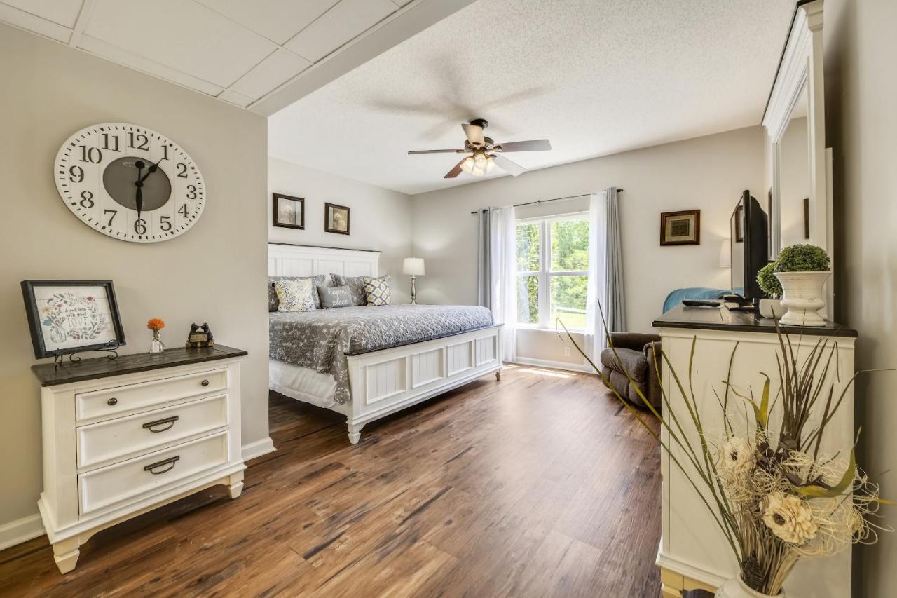 Apartment Our Happy Place Whispering Pines 414 Pigeon Forge