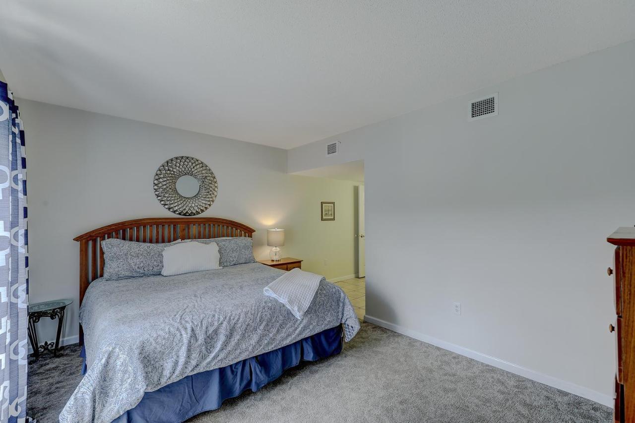 On Whispering Pines 531 Apartment *