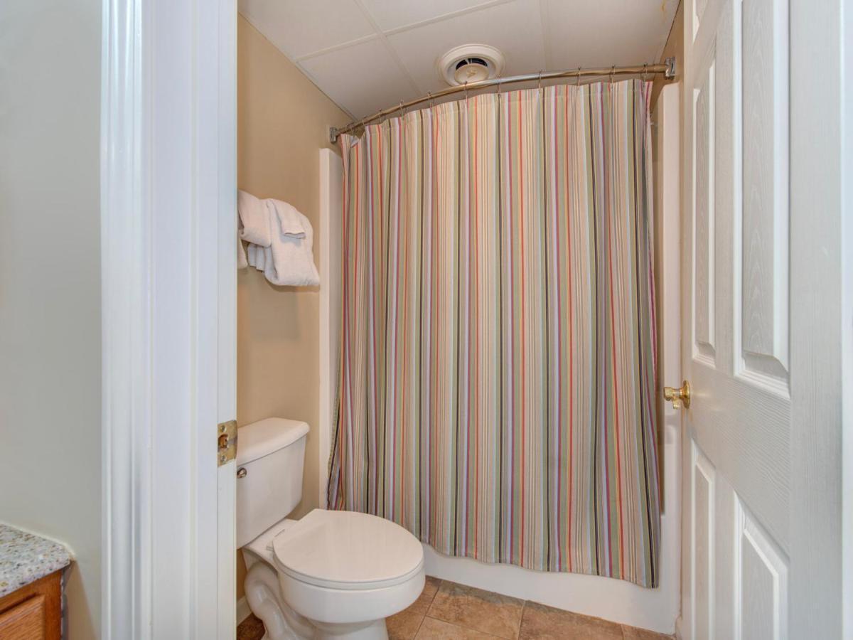 Whispering Pines 113 *