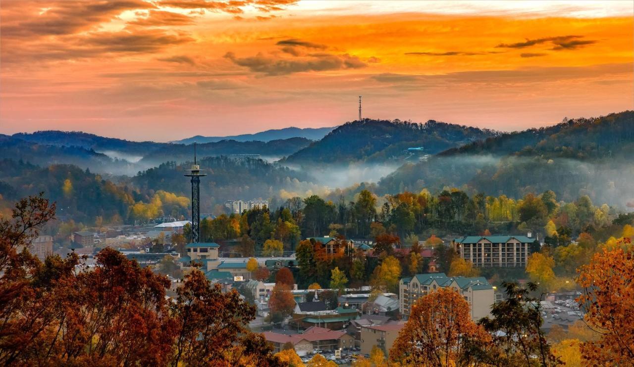 Making Memories Whispering Pines 624 Pigeon Forge
