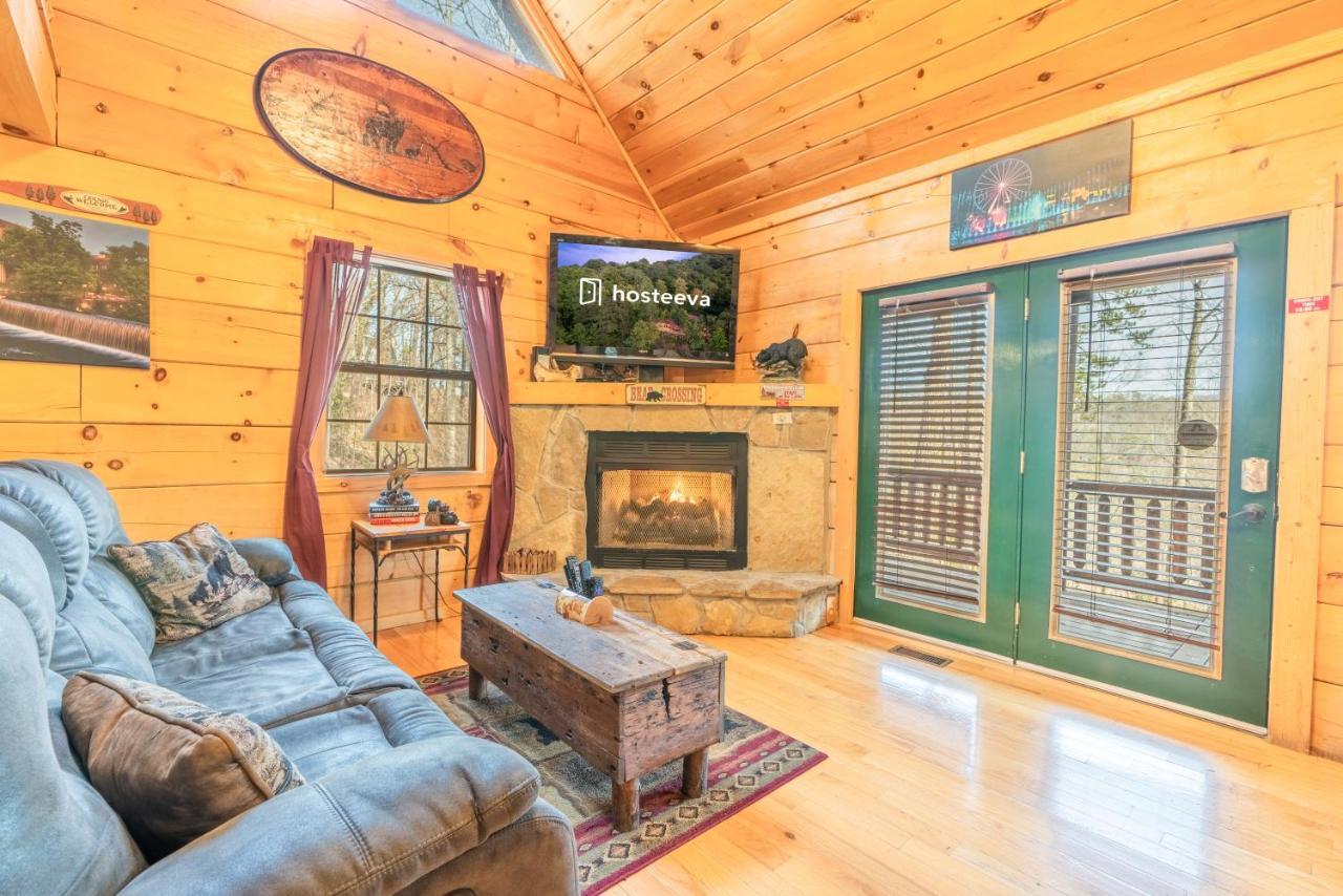 Moonshine Ridge With Hot Tub And Fire Pit