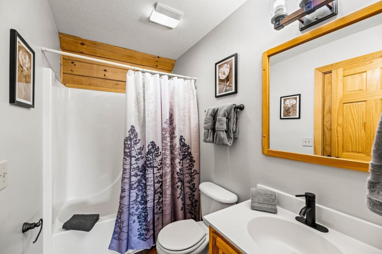 The Sly Fox - Recently Updated/ Ideal Pf Location Holiday home
