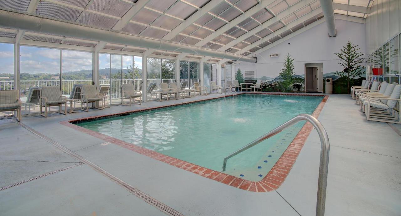 Peaceful In The Pines By Distinctive Getaways * Pigeon Forge