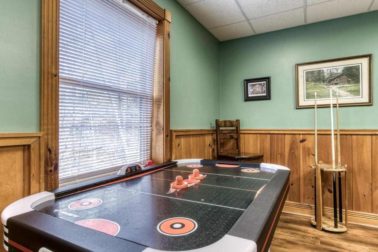 Holiday home Er92 - Virginia's - Great Location! Close To The Action! *