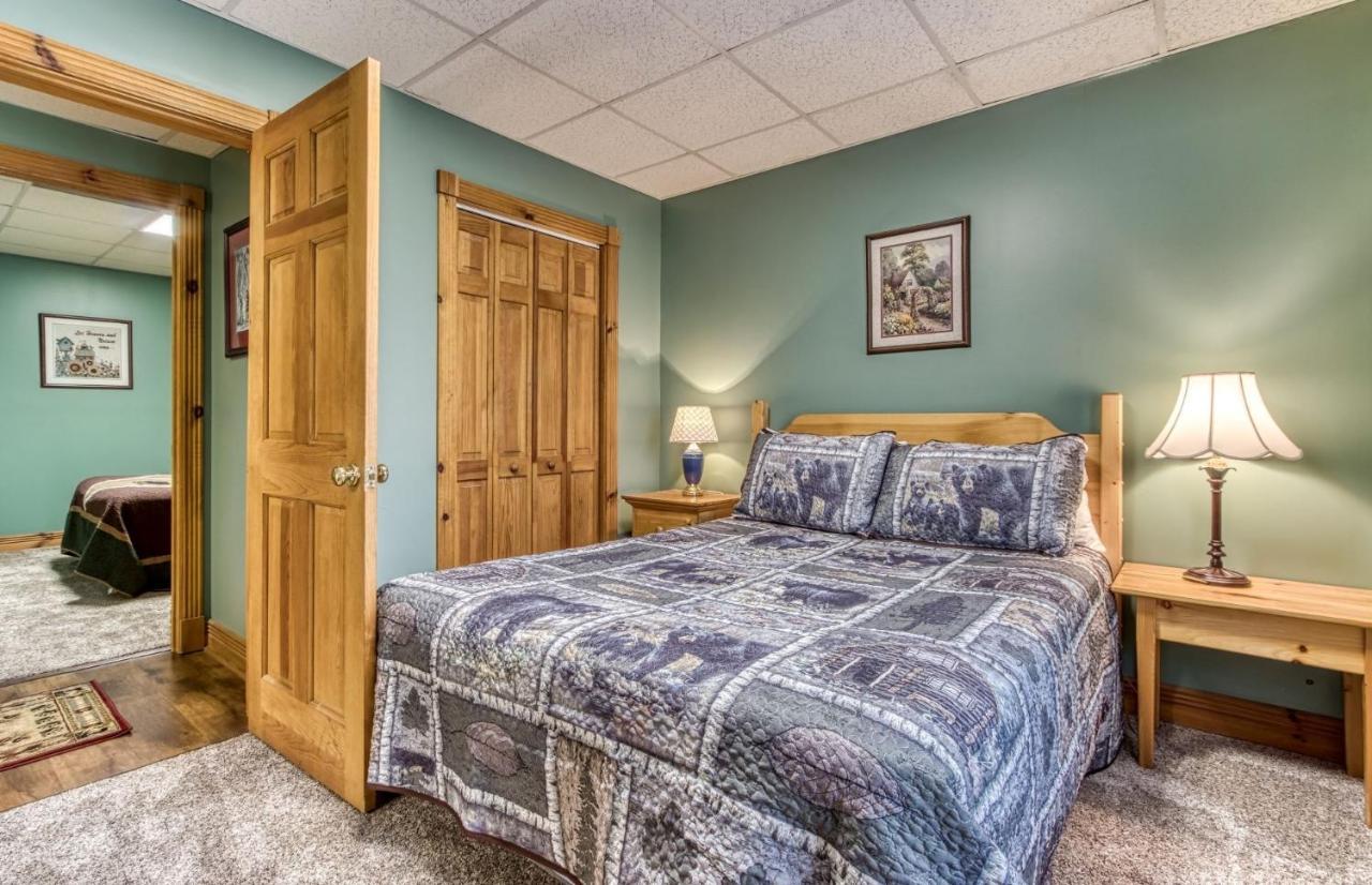 Holiday home Er92 - Virginia's - Great Location! Close To The Action! *