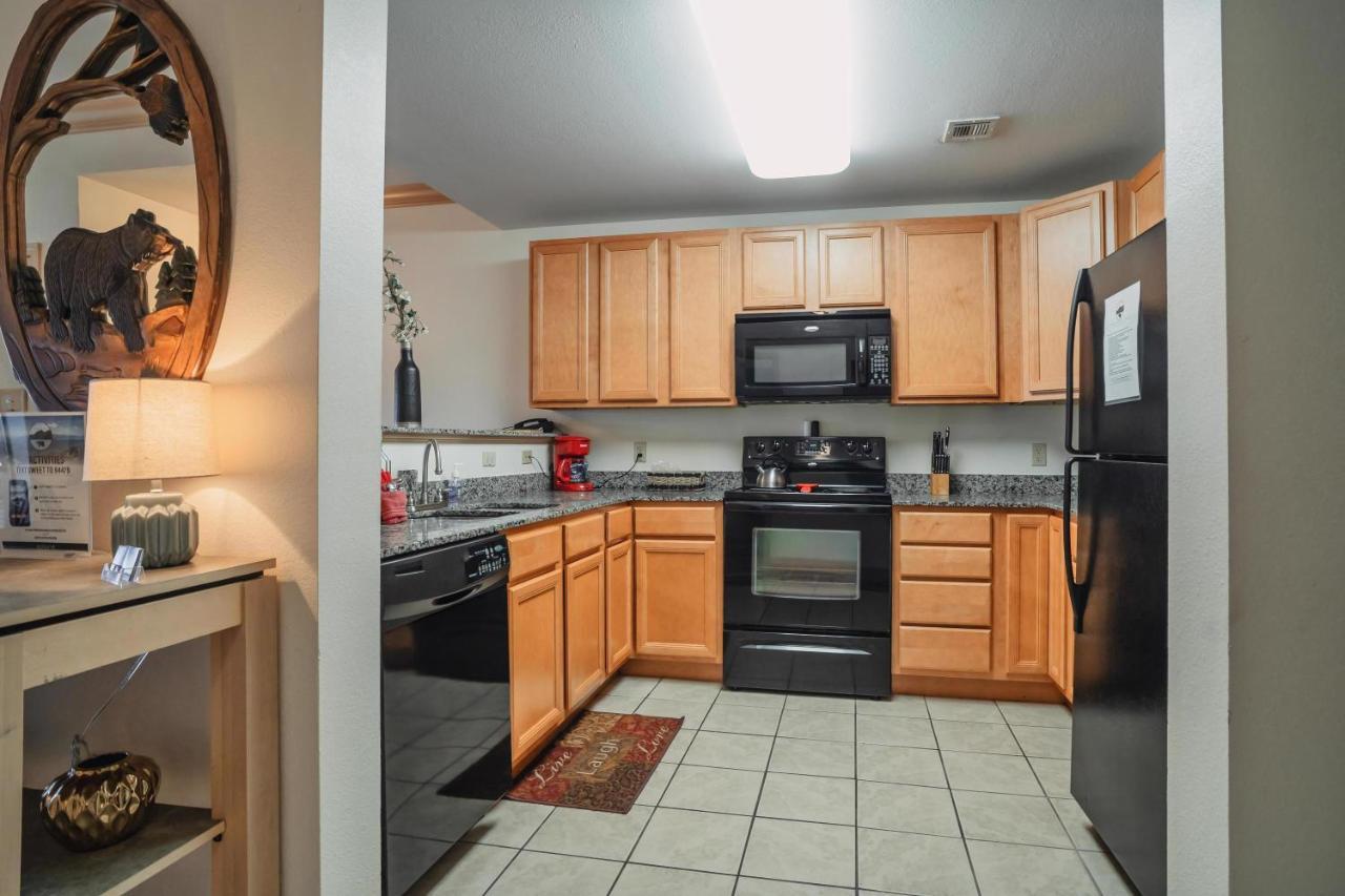 Apartment Mvc - Unit 1405 - Bears Lair