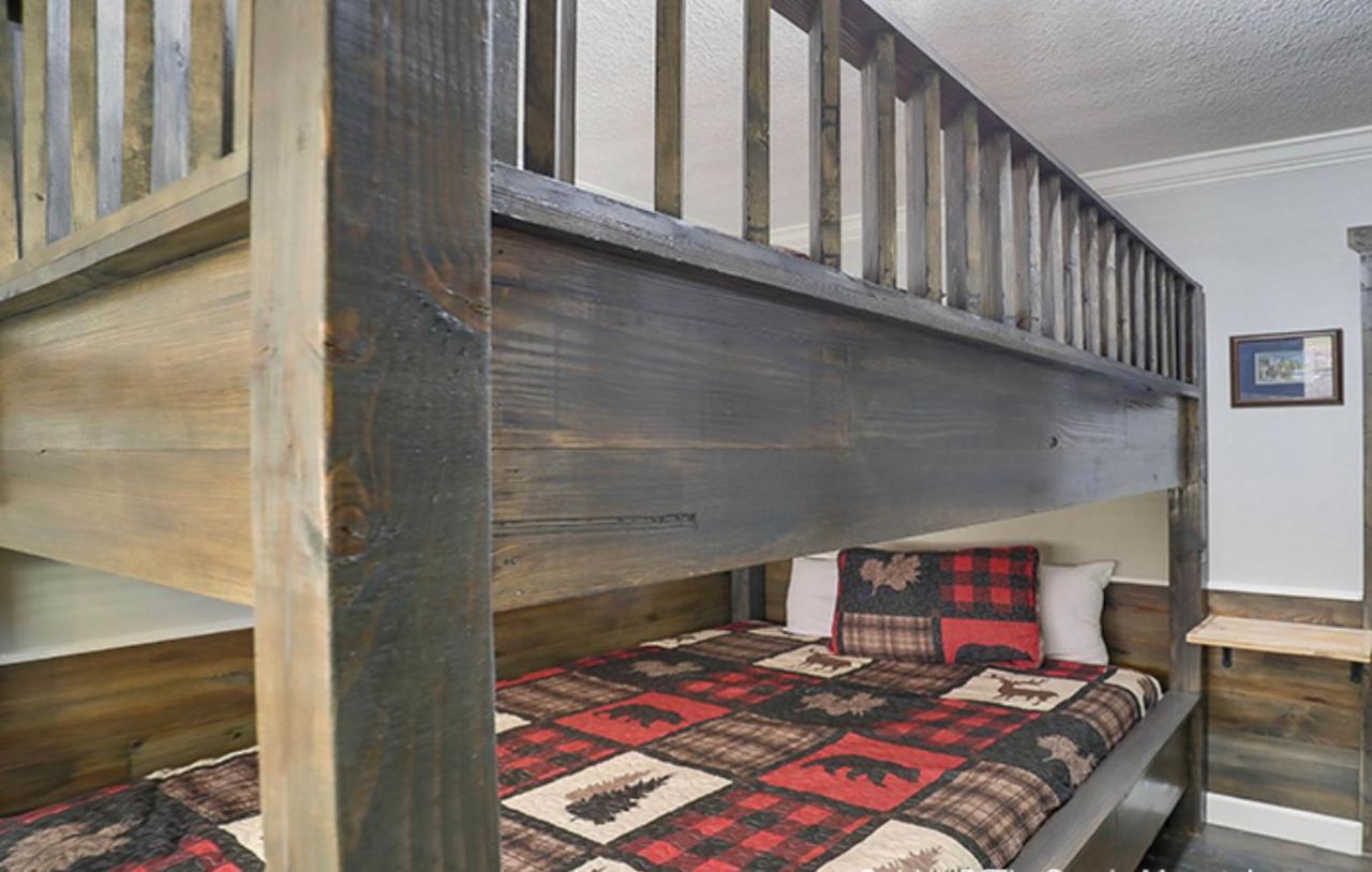 Dollywood Vacation Retreat