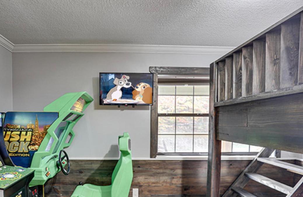 Dollywood Vacation Retreat