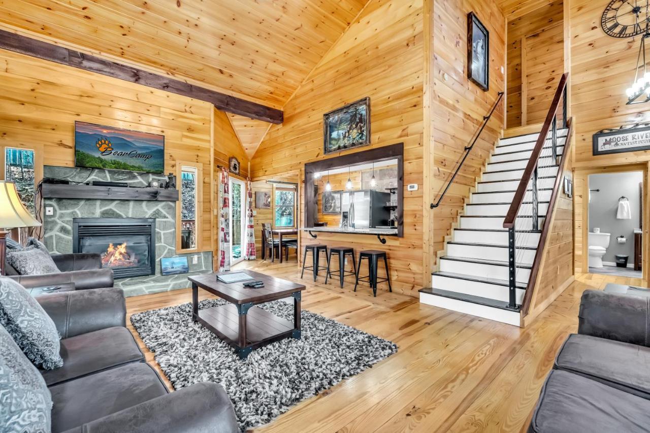 Holiday home Enchanted Memories, Hot Tub, 1089 Of Free Attraction Tickets For Each Paid Day, Dollywood And *