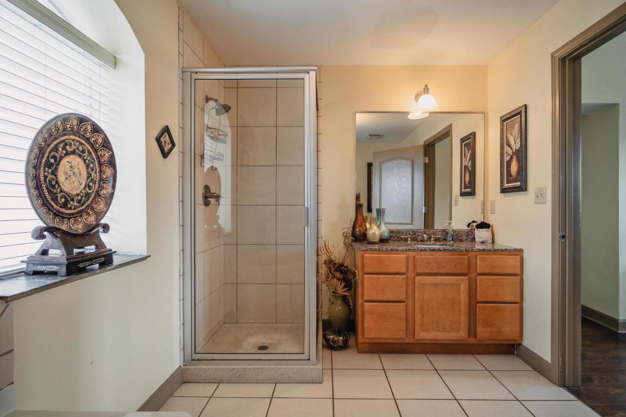 Mvc - Unit 2507 Apartment