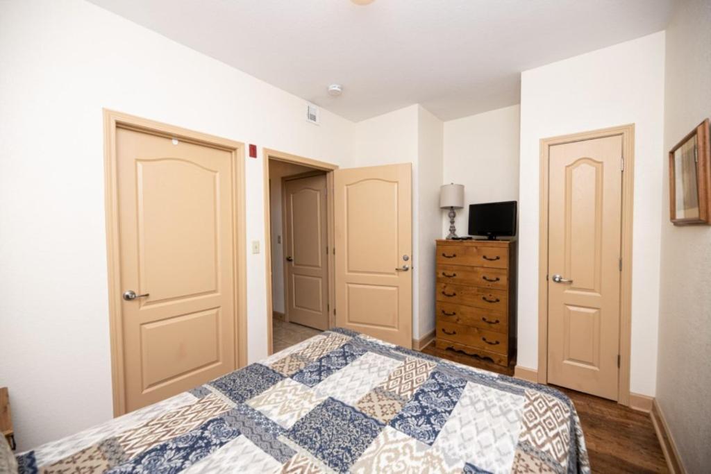 Mvc - Unit 3301 - Making Memories Apartment *