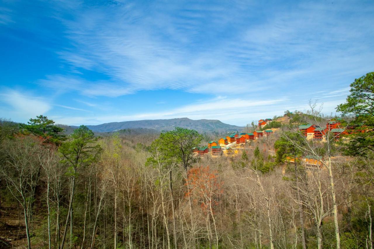 Pool And Game In Stunning Mountain * Pigeon Forge