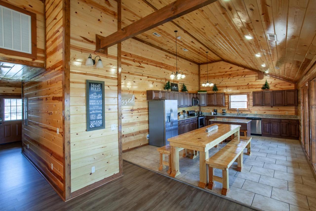 Holiday home Pool And Game In Stunning Mountain Pigeon Forge