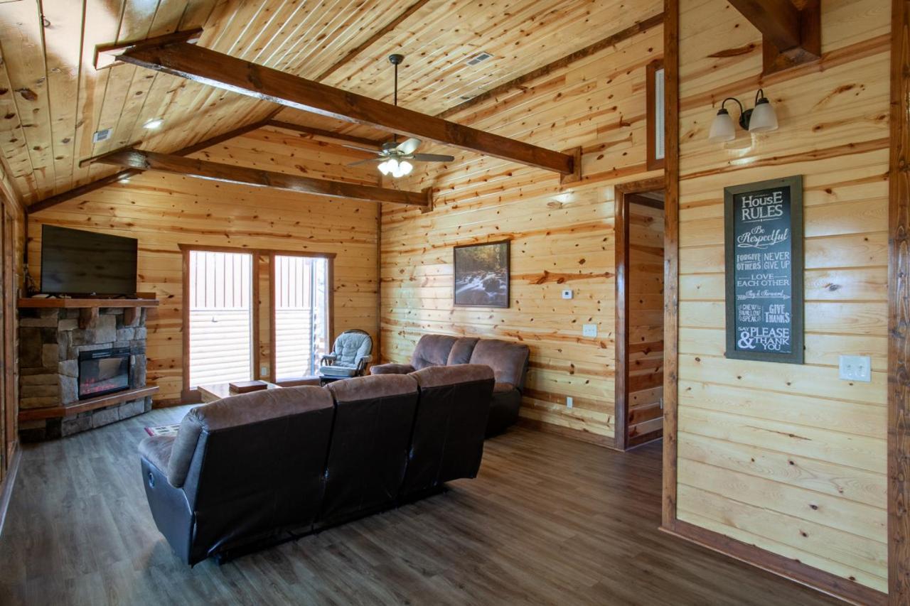 Holiday home Pool And Game In Stunning Mountain