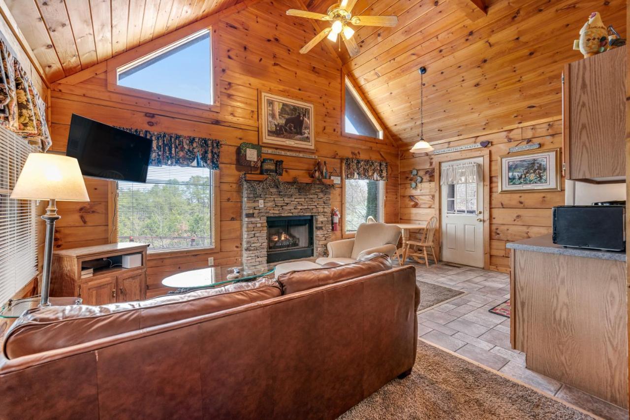 Snuggle Bear Hideaway *