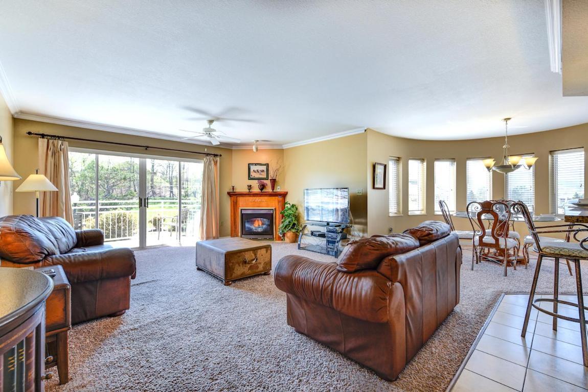 Golf Vista 111 Apartment